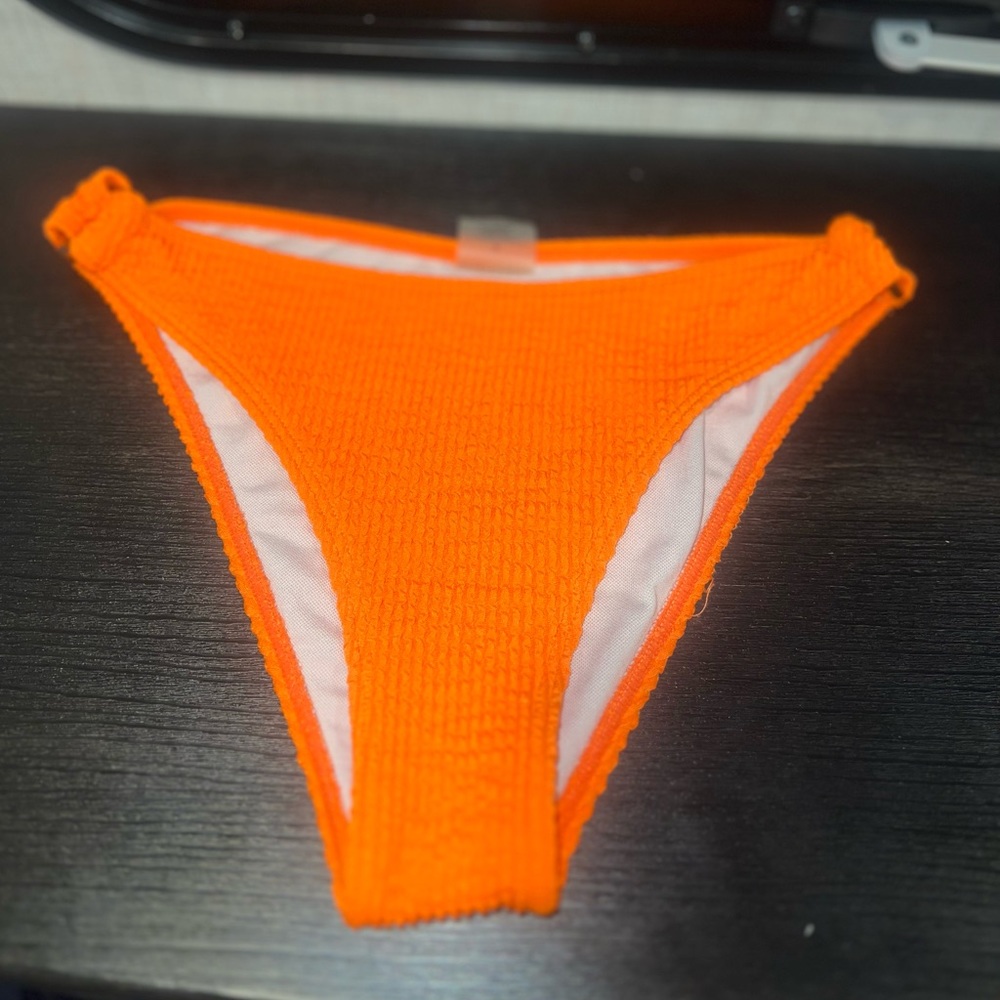Boutique bought bathing suit- small/ fits 0-2